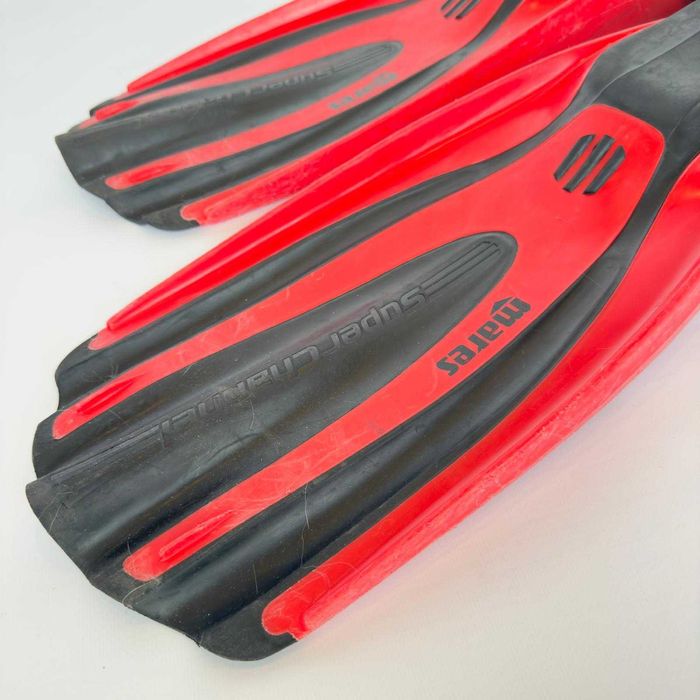 Mares płetwy Superchannel XL Czerwone