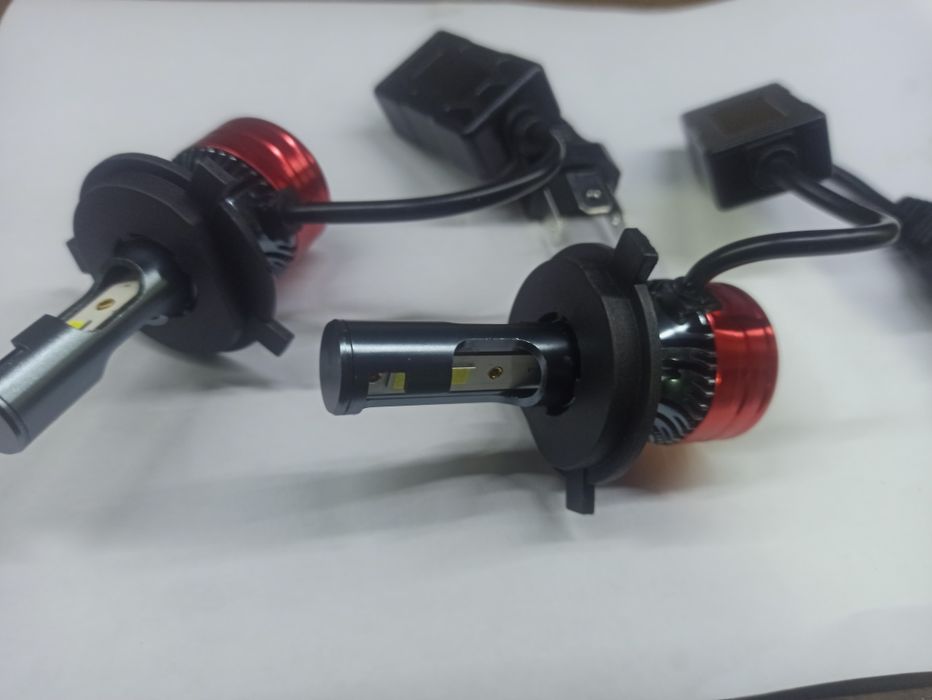 Lâmpadas de Led H4 e H1