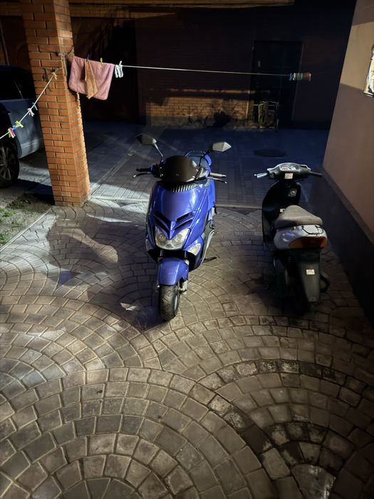 Априлия мопед 250 куб