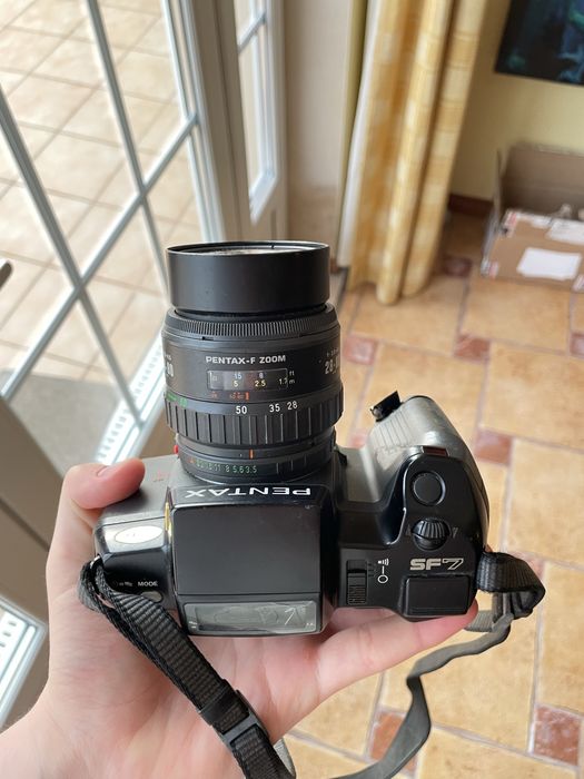 Câmara fotográfica Pentax SF7