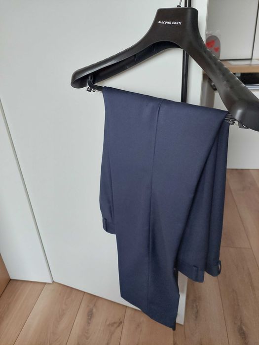 Garnitur granatowy Giacomo Conti męski