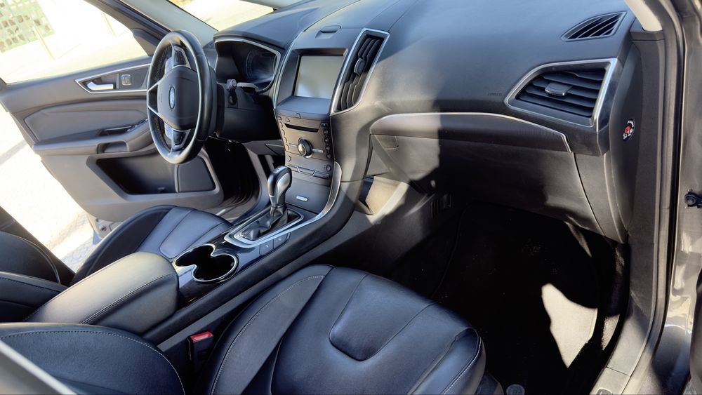 Ford S-Max — fotografia 6