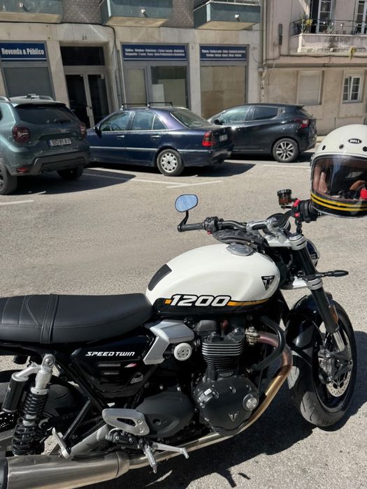 Triumph Speed Twin 1200 cc