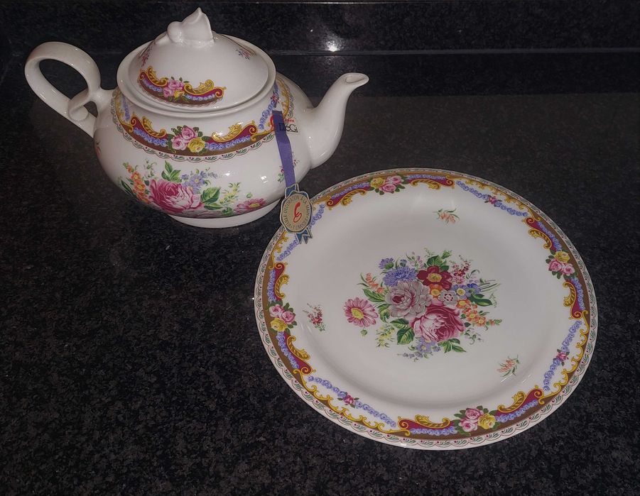 Serviço Porcelanas LG - T. Limoges - pintadas à mão