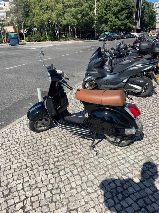 (RESERVADA) LML 125 automática (2015). Com revisão e só 8920 km!
