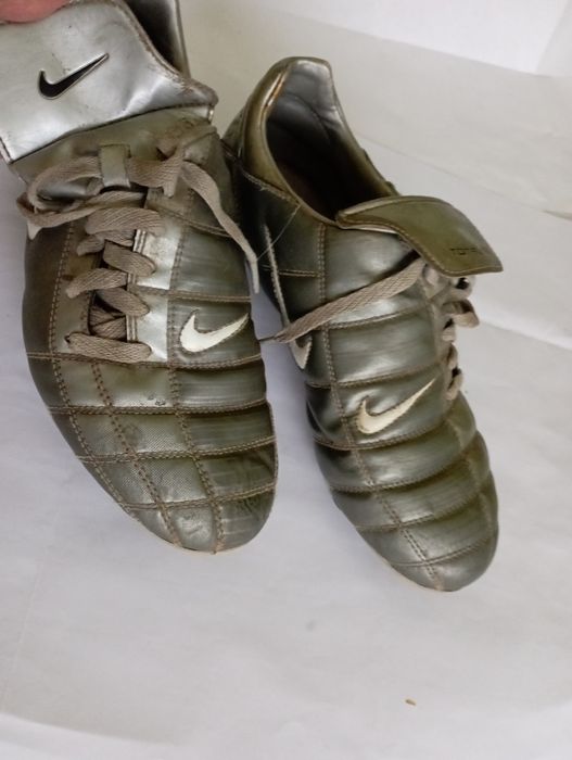 Кроссовки Nike беговые