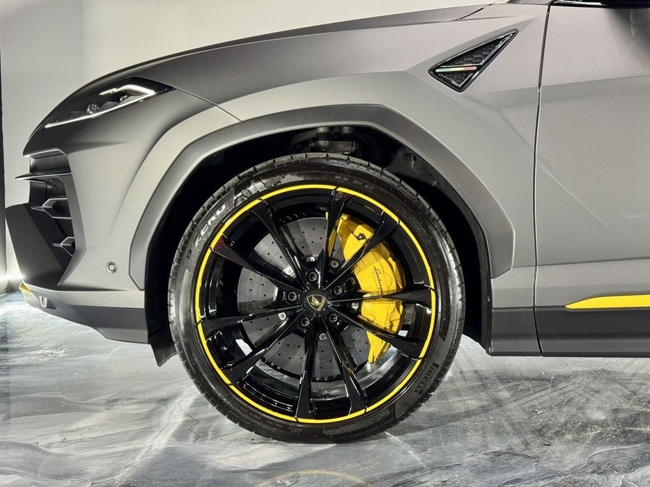 Lamborghini Urus 4.0 V8 SE
