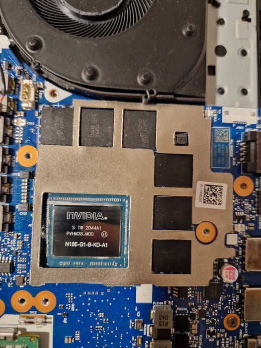 Lenovo legion 15arh05 ryzen 7 4800 rtx2060