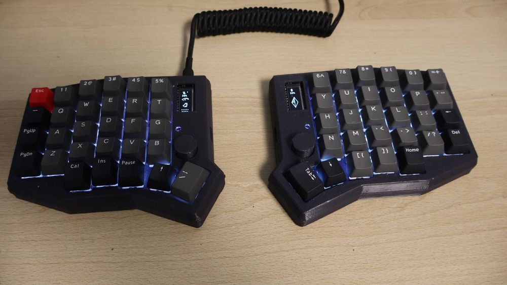 Роздільна, ортогональна спліт клавіатура Sofle RGB Wireless v2