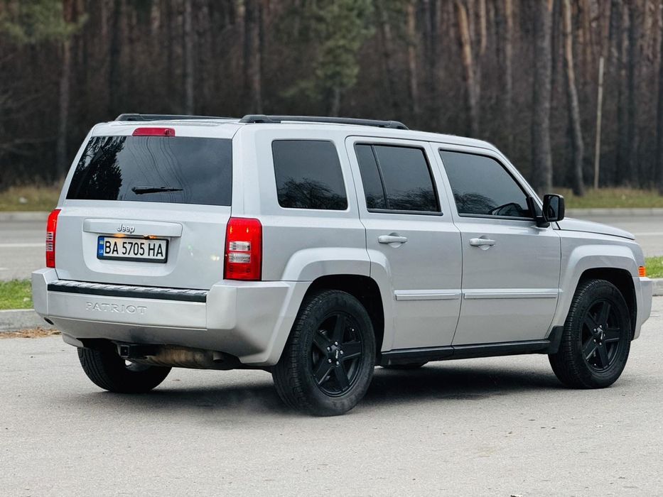 Обмен/Продам Jeep2.0 газ-бенз.