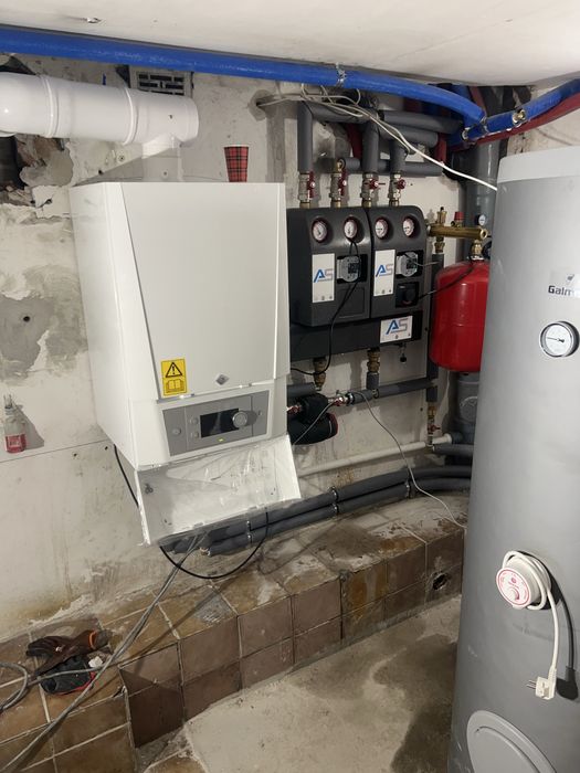 Hydraulik instalacje wodne kanalizacyjne piece  gazowe piece