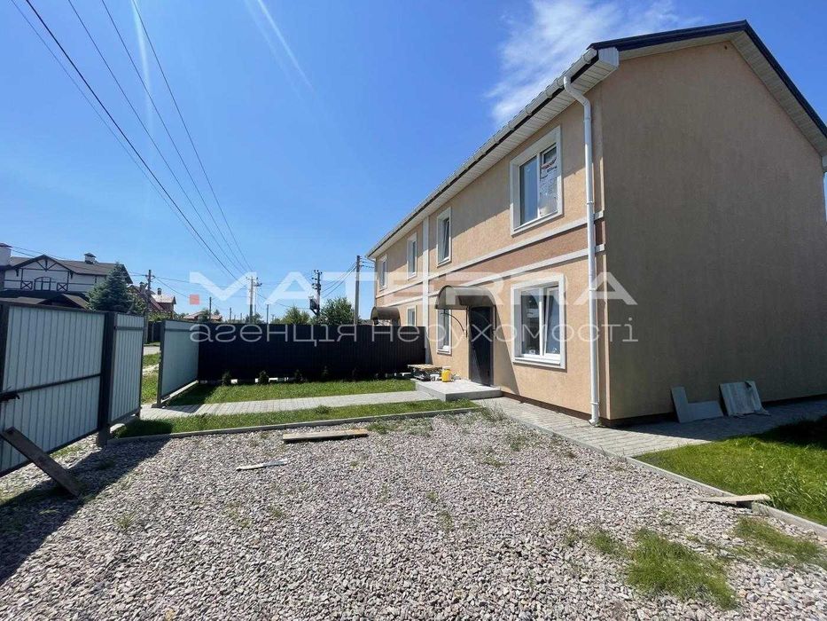 Продаж дуплексу з ремонтом у с. Нове,94м2, центр поряд з школою