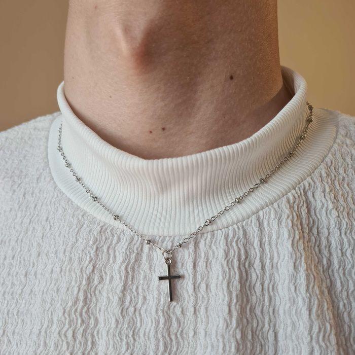 Wisiorek z krzyżykiem, srebrny łańcuszek łańcuch stylowy