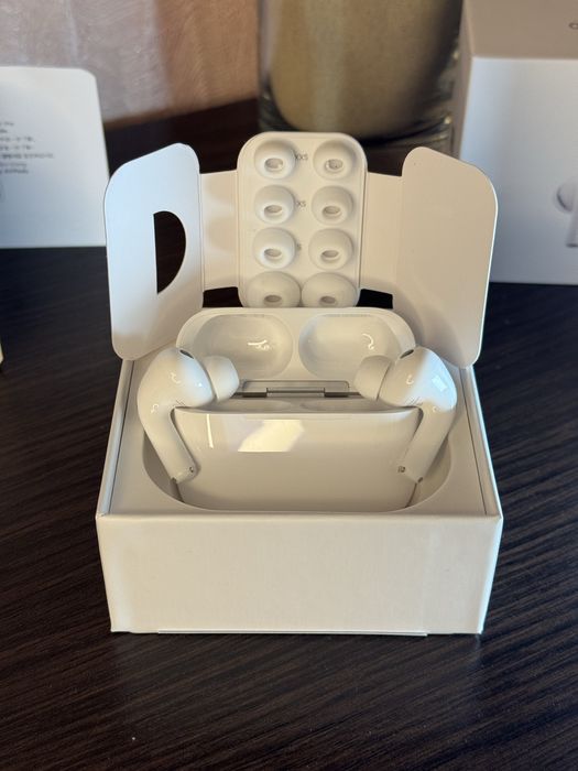 Apple AirPods Pro 3 - Навушники з активним шумоподавленням