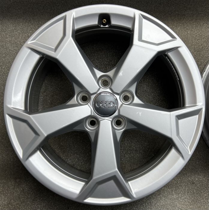 Диски 2020р R17 5 112 et38 J6.5 Оригінал Audi Q3 karoq a4 ауді