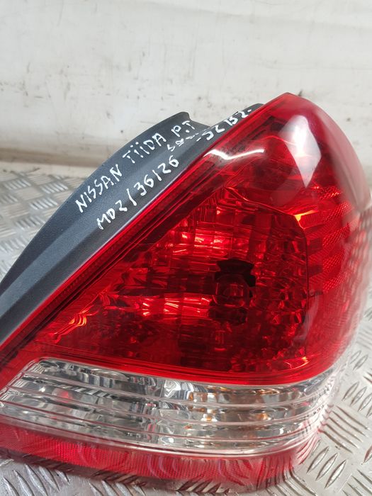 Lampa Prawa Tył 22504002 Nissan Tiida 07R- Sedan Europa
