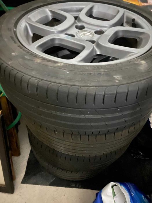 Jantes com pneus (Citroen C4 Cactus )
