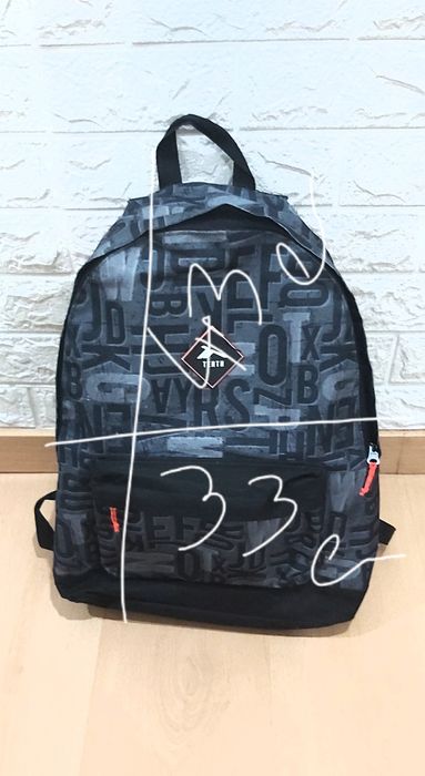 Mochila cinza estampada "Tenth"