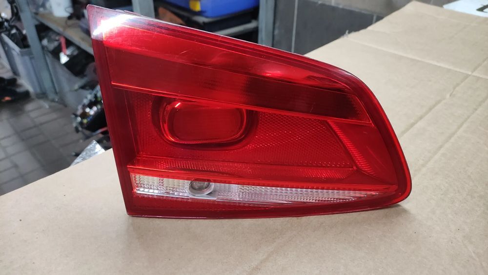 lampy tylne w klape vw passat b7 kombi komplet