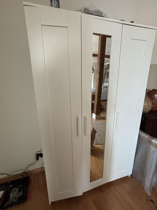 Roupeiro 3 portas Ikea Brimnes