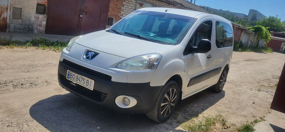 Peugeot partner  2011 1.6hdi