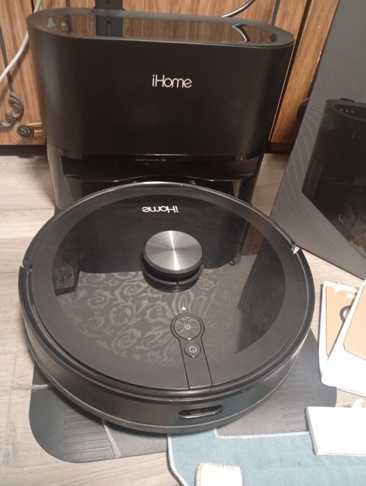 Продам робот пилосос iHome