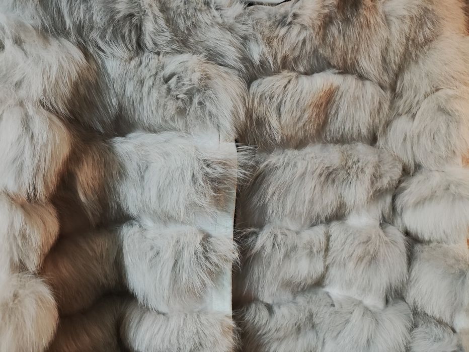 Шуба натуральный мех песец есть капюшон