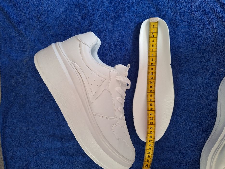 Damskie białe buty sportowe 42,wkładka 26,5 cm