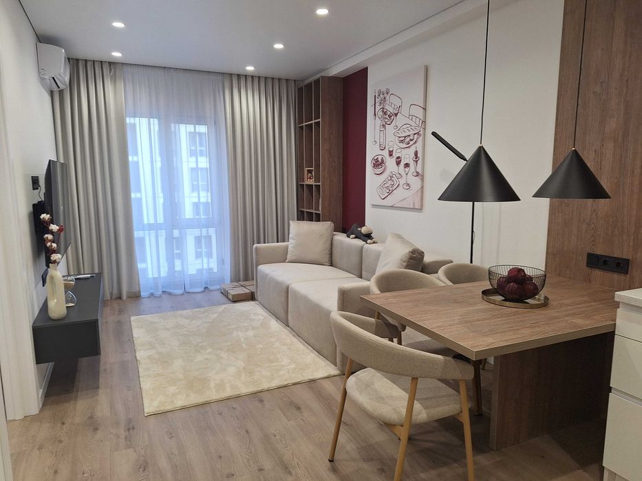 Продаж Без комiсii 1 кв-ри, з Авторським ремонтом, ЖК Нова Англiя,вул.Максимовича 26 Д