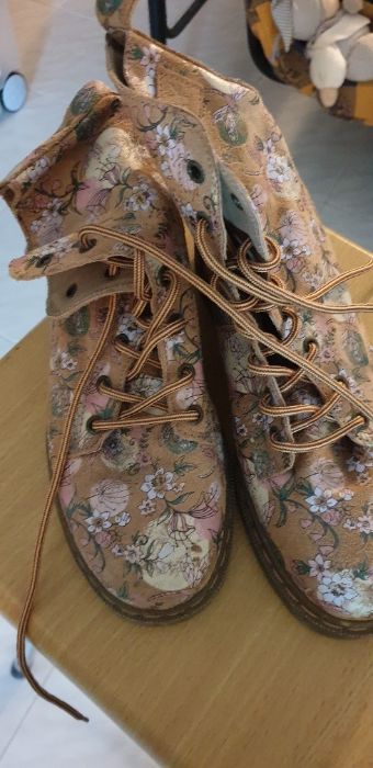 Botas com atacadores Coolway