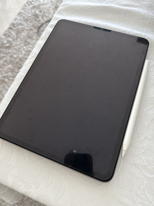 iPad Pro 11 (3rd Generation) + Keyboard + Apple Pencil64730147910273120