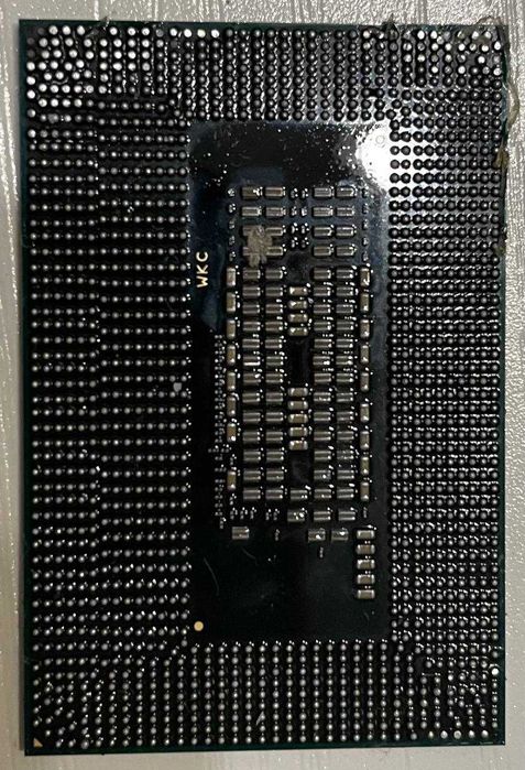 SRFD0 (Intel Core i9-9980HK)