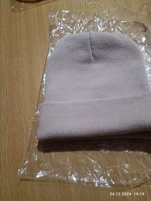 Шапка стильная красивая