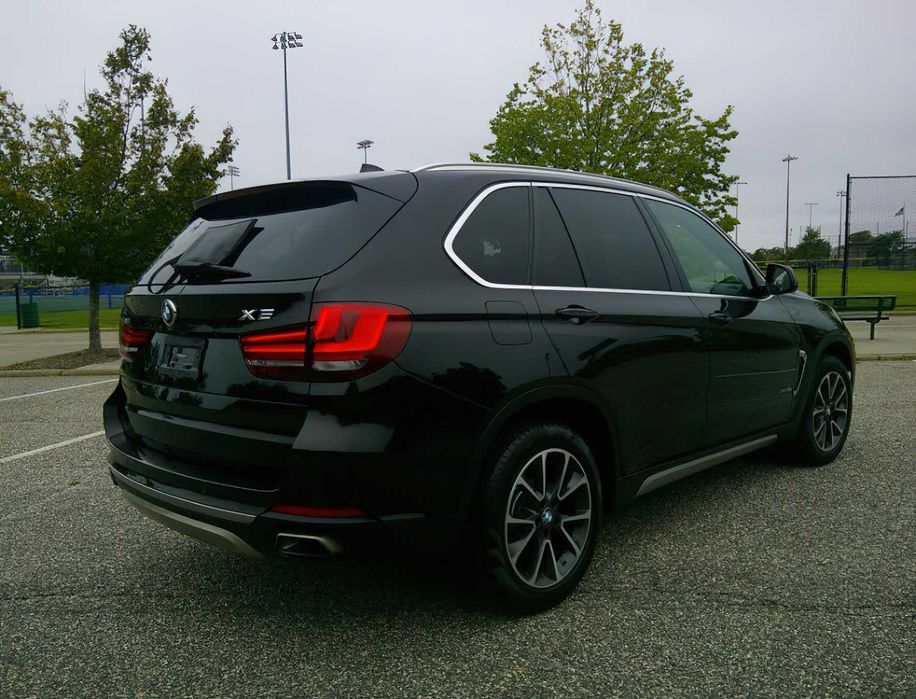 BMW X5      2017