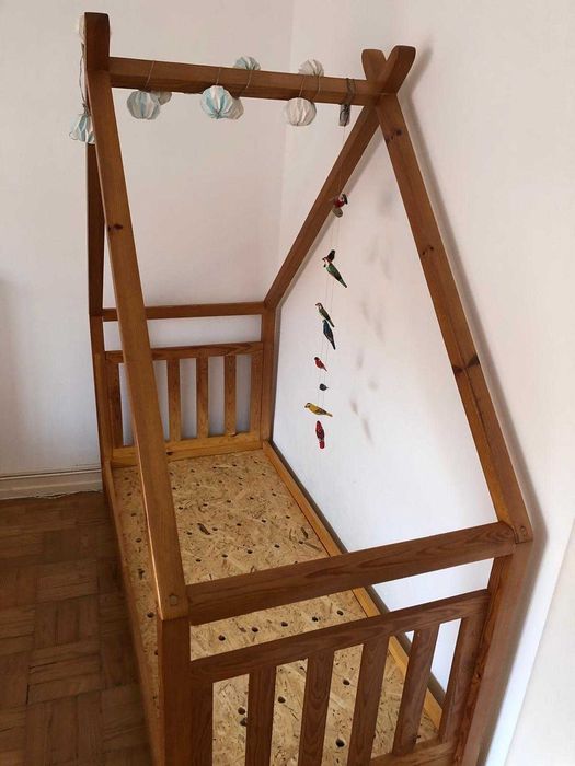 Cama Montessori, uma cama-casa para brincar e sonhar
