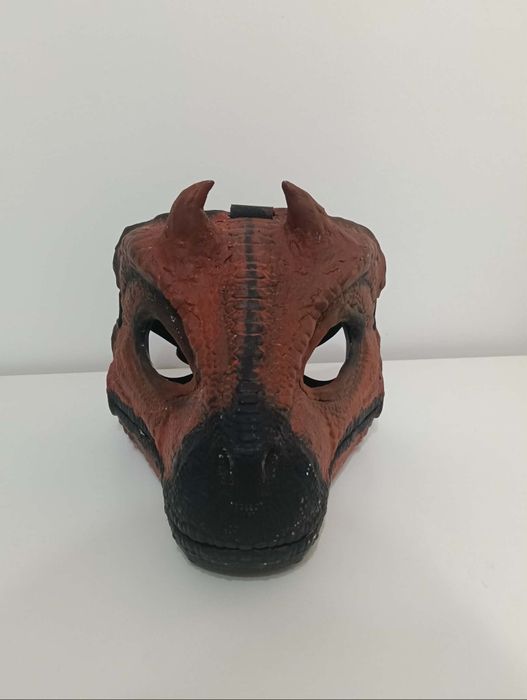 Dino Maska Pomalowana z rogami