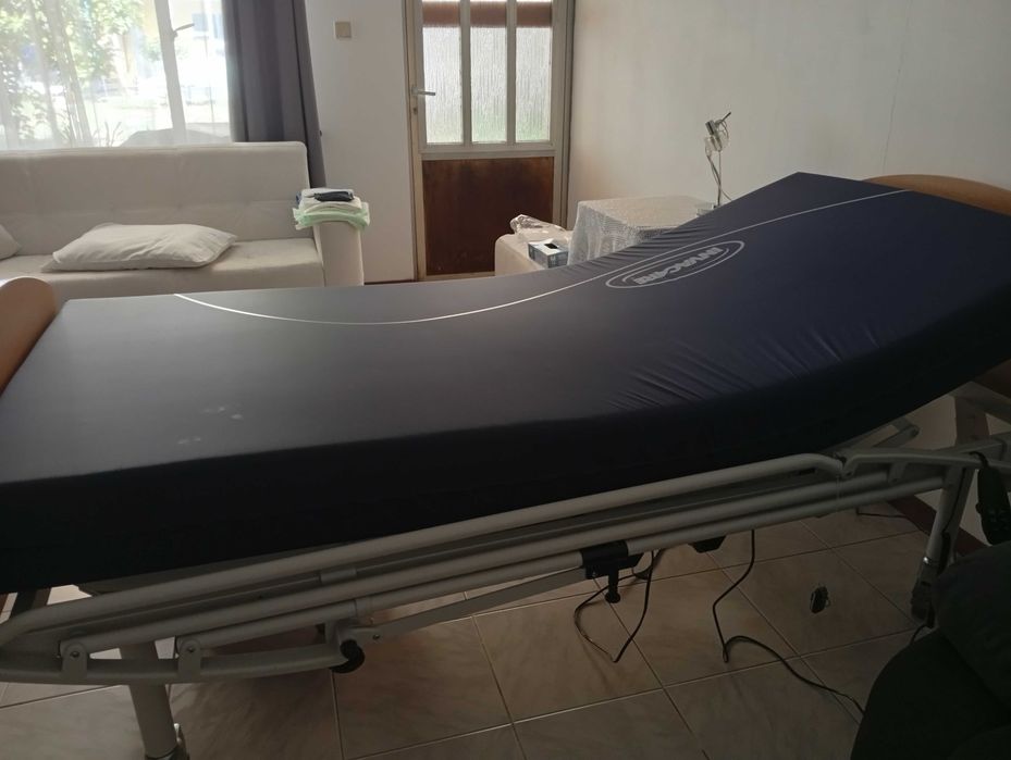 Cama articulada eléctrica