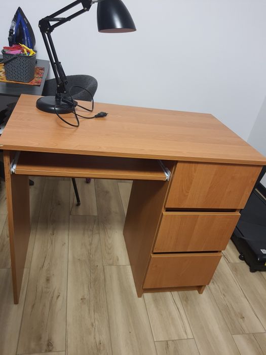 Biurko szkolne idealne dla maluchów