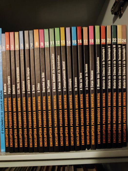 Enciclopédias pedagógicas Universais