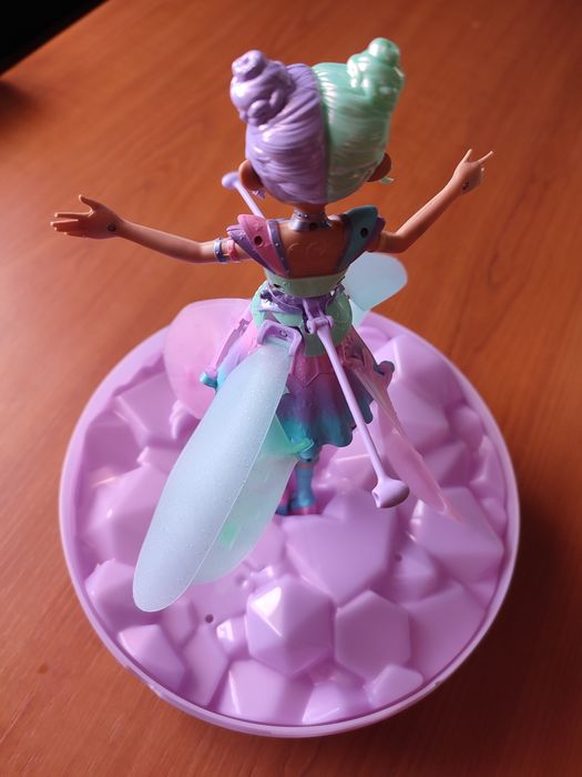 Figurka Spin Master Hatchimals Pixies Crystal Flyers Rainbow
