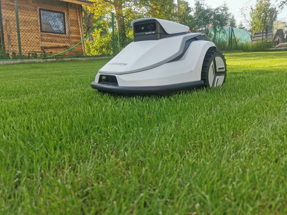 Robot koszący Terramow V600  V1000 Kosiarki Lizak