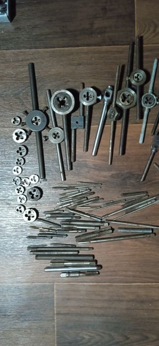 Метчики пляшки держатели