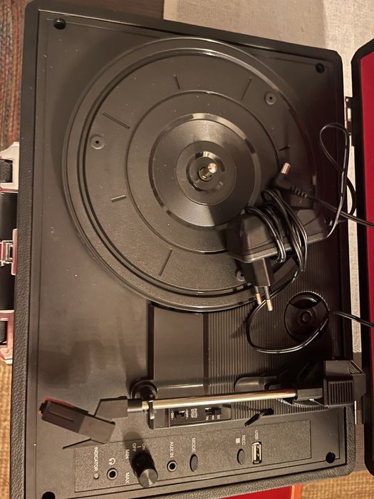 Gira discos portatil - novo