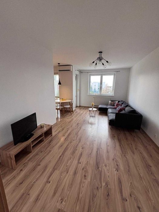 Leszno -Ostroroga 74m2 winda