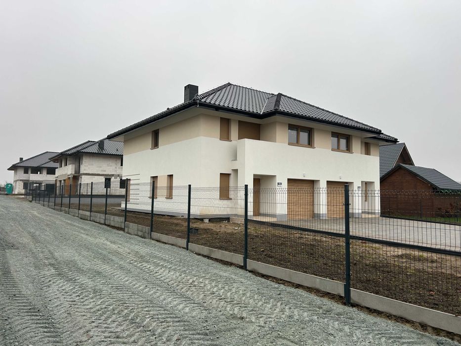 Dom 141m2/Połowa bliźniaka/Proszków, Środa Śląska.