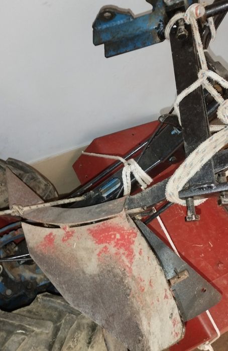 Motocultivador com muito pouco uso