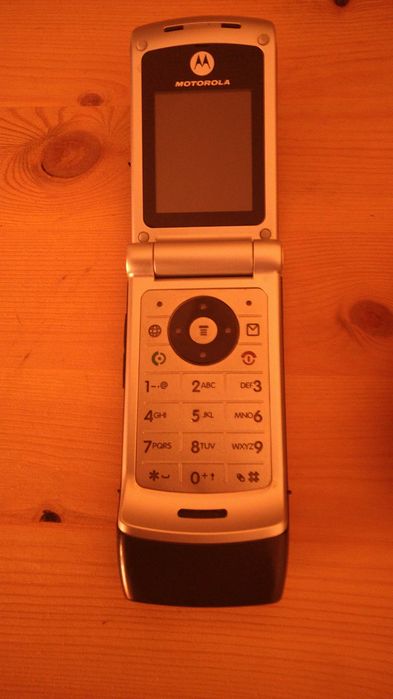 Motorola W375 - Avariado