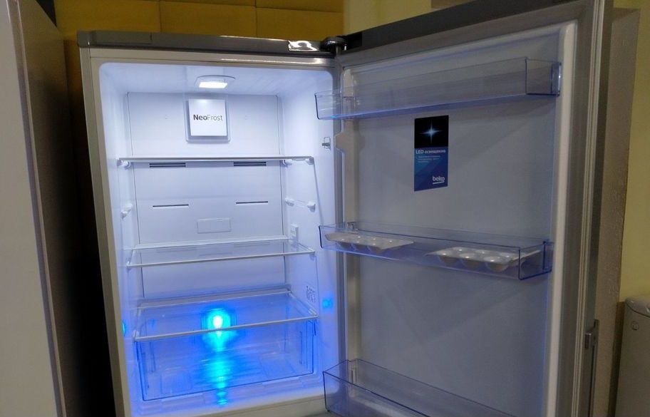 Холодильник Beko RCNA208HKD