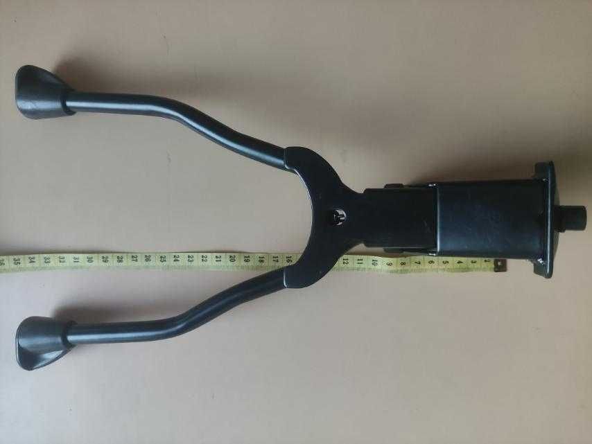 Подножка двойная двуногая двурогая рогатка опора центральная