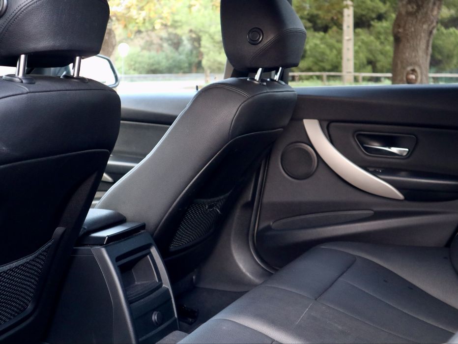 BMW 318i (136cv) - 2016